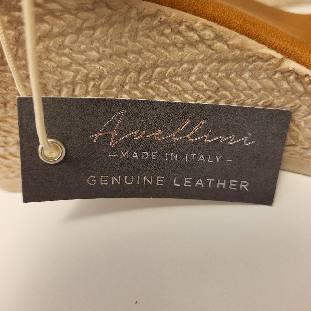 NWT Avellini Genuine Leather Floral Wedge Sandals Size 9 - Picture 10 of 11